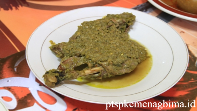 Itiak Lado Mudo: Kuliner Tradisional Minangkabau