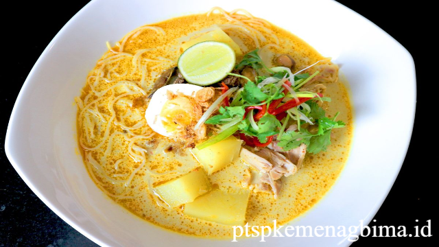 Bihun Kari: Sajian Mi Beras Berkuah Rempah yang Nikmat
